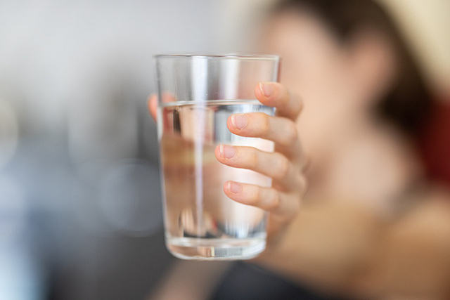 经常喝水可以减肥吗？怎样喝水更减肥